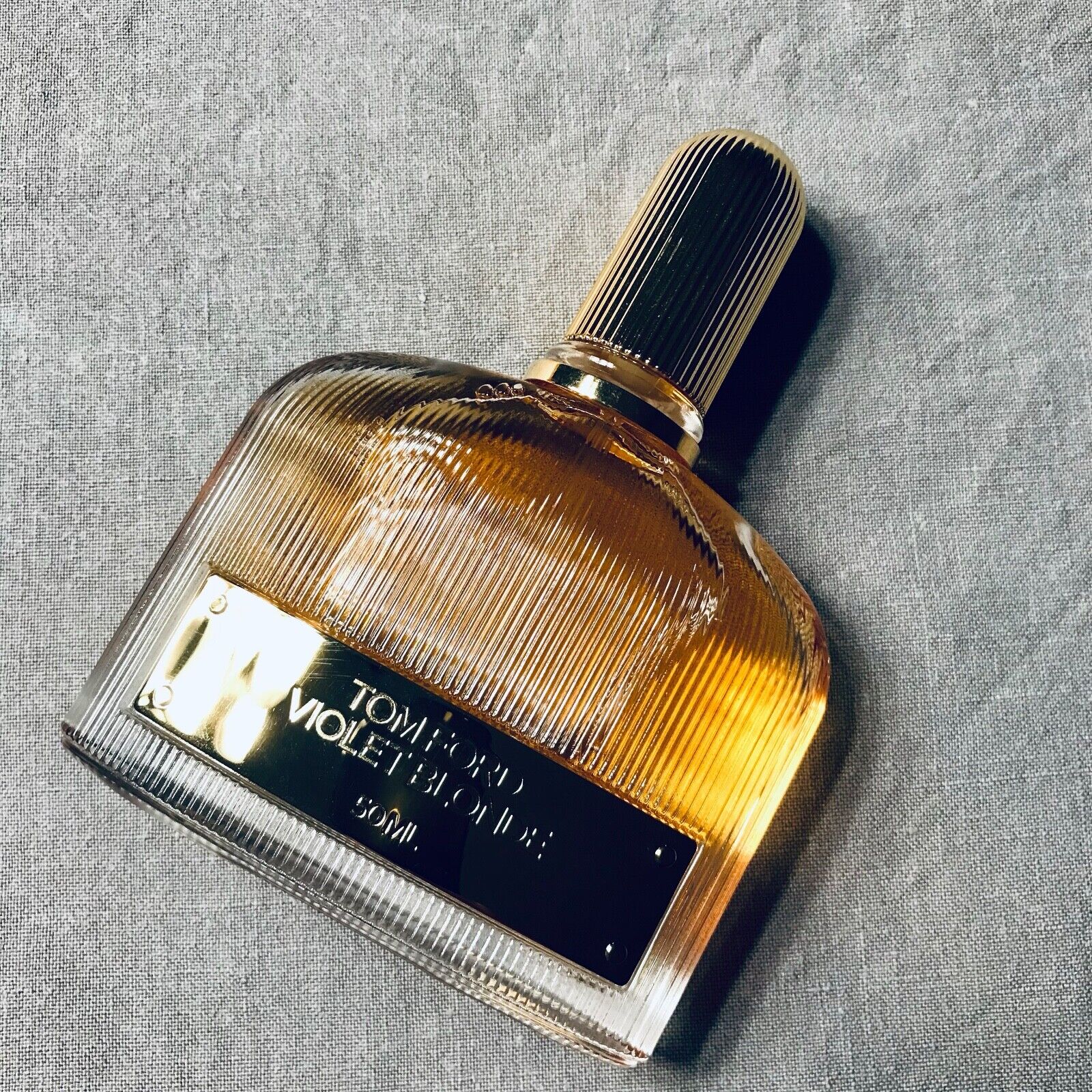 تام فورد ویولت بلوند 1 تام فورد ویولت بلوند